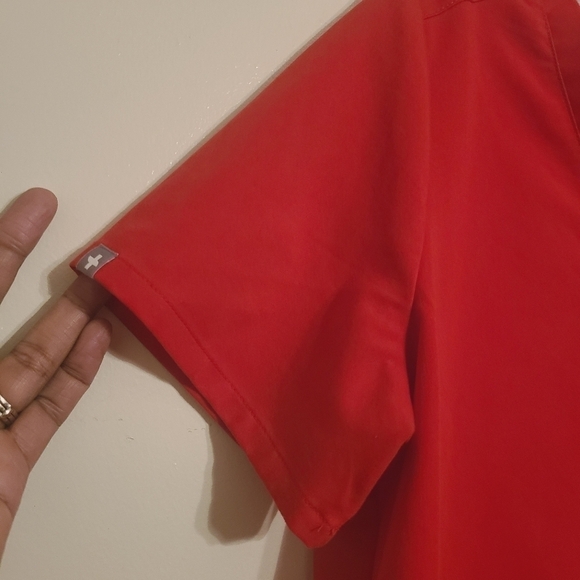 FIGS | Women's Red V-Neck One Pocket Scrubs Top (Size Medium) - Picture 6 of 12